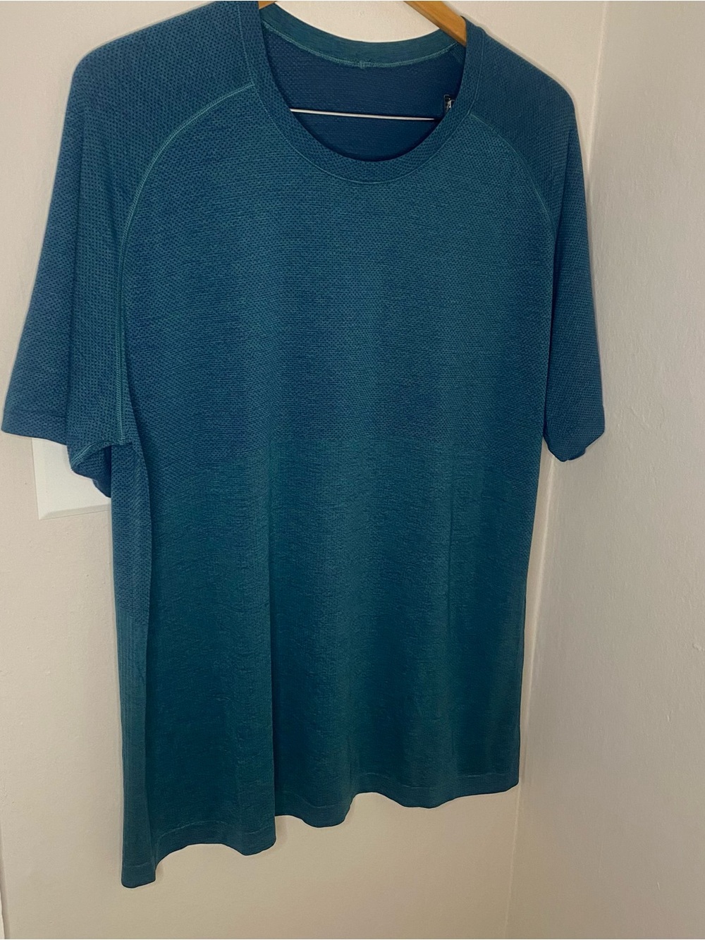 Mens Lululemon metal vent tech shirt turquoise blue XXL